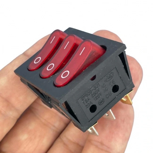 IC-135 Üçlü Işıklı Anahtar 220V ON-OFF 9P