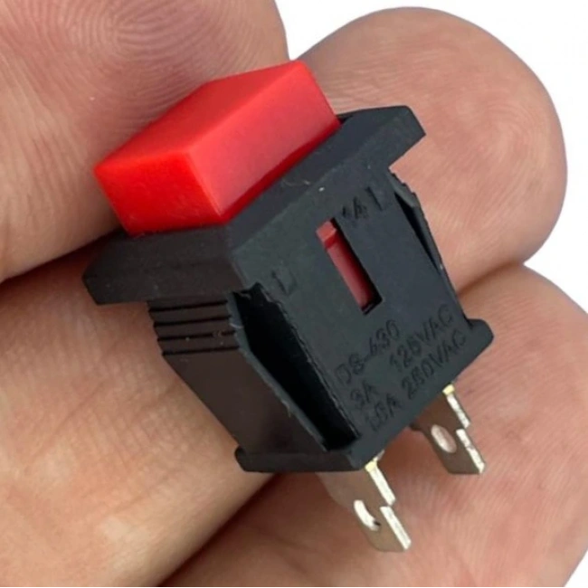 IC-180K-0 Kare Buton Kırmızı Yaylı Ters DS-430