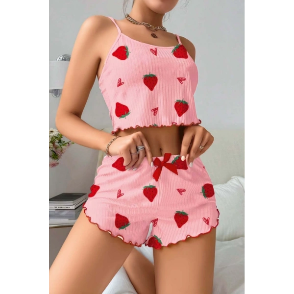 Kadın Pembe Pamuklu Çilek Desenli Şortlu Pijama Takımı