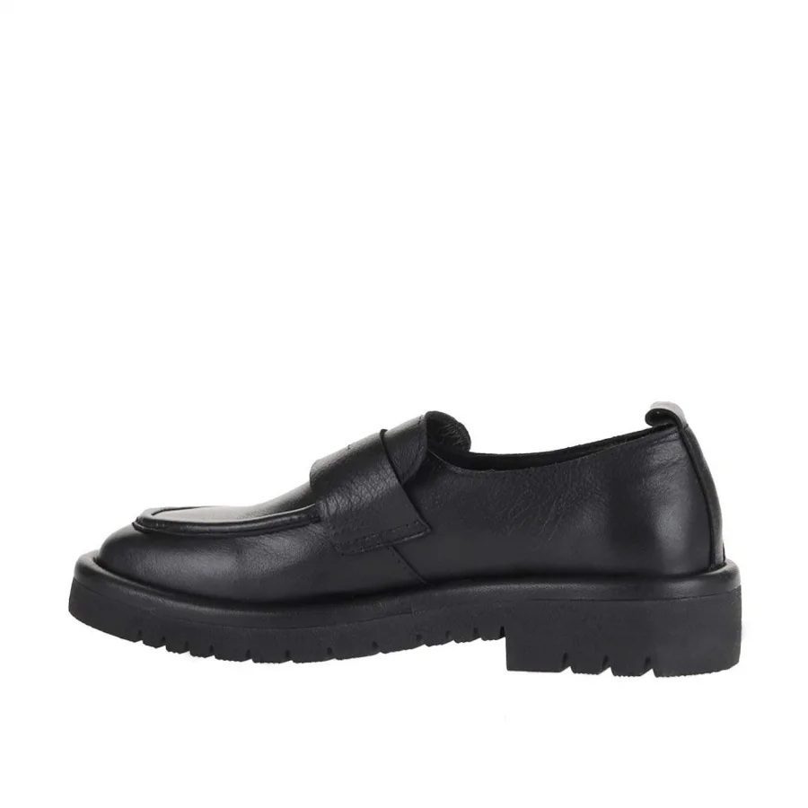 Siyah Deri Kadın Loafer