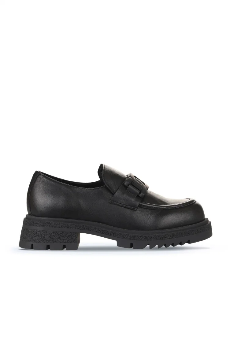 Siyah Deri Kadın Loafer