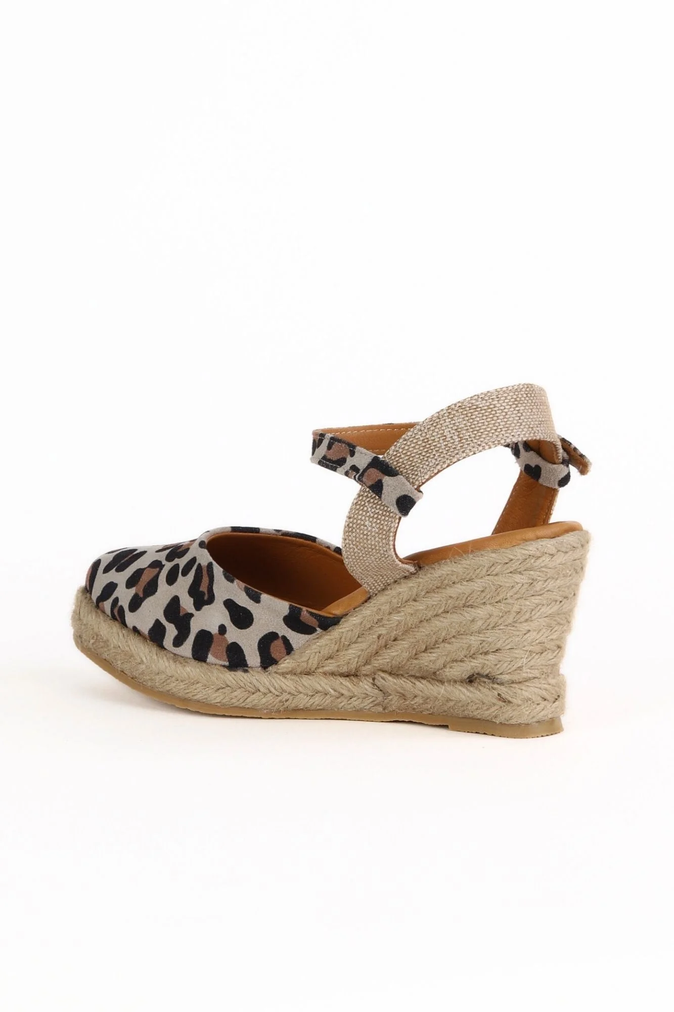 Leopar Süet Kadın Dolgu Topuklu Sandalet