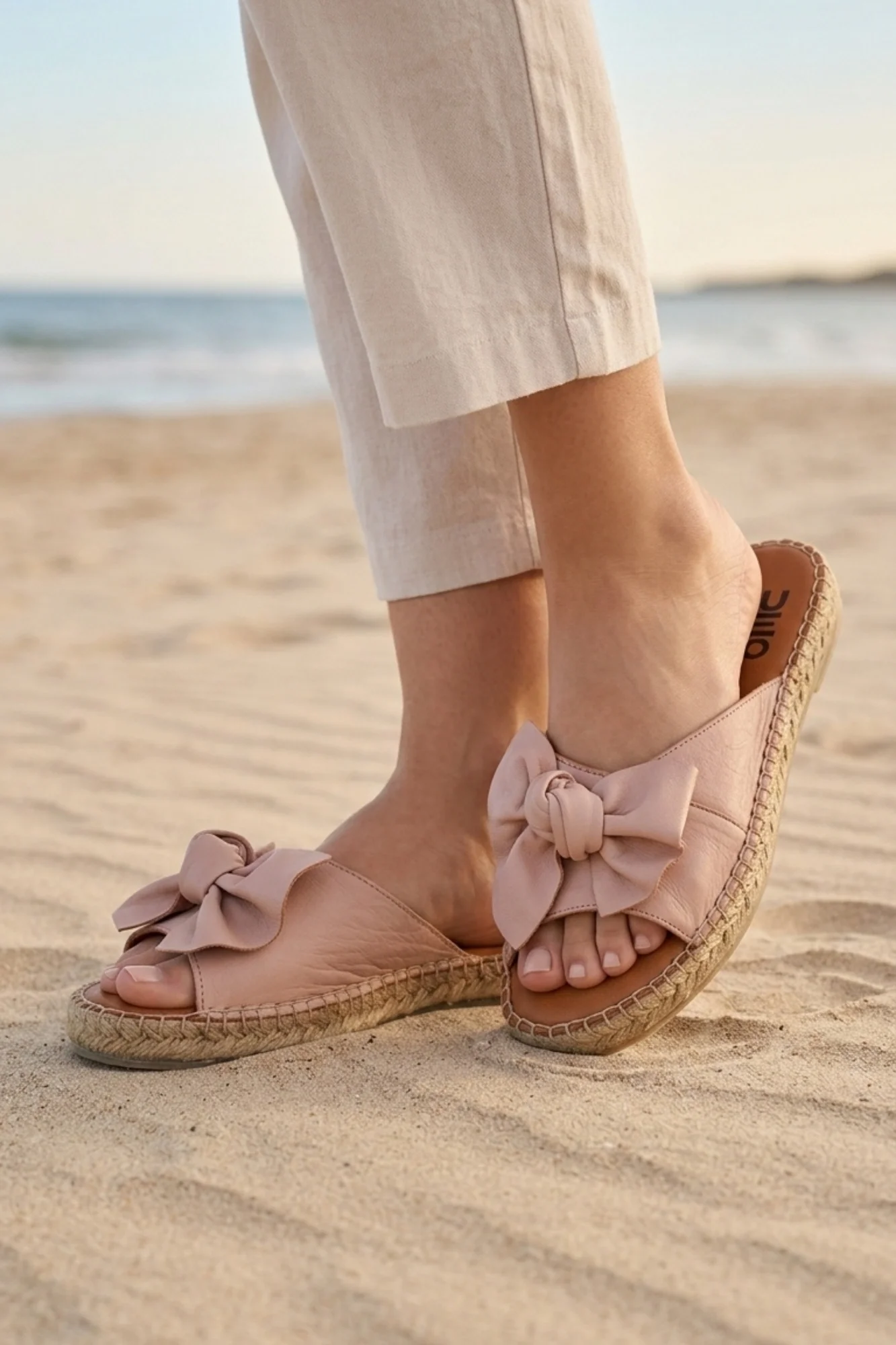 Pembe Deri Kadın Espadril Terlik