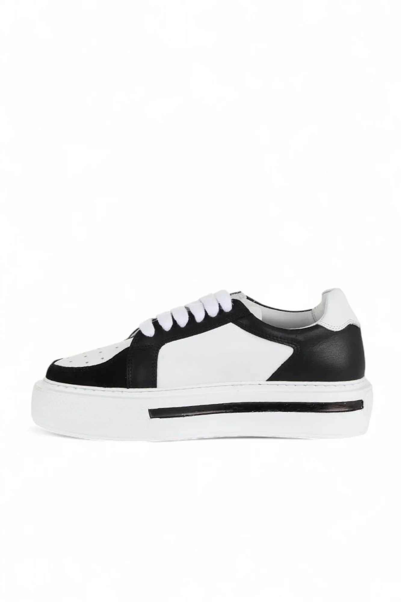 Siyah Beyaz Deri-Süet Kadın Sneakers