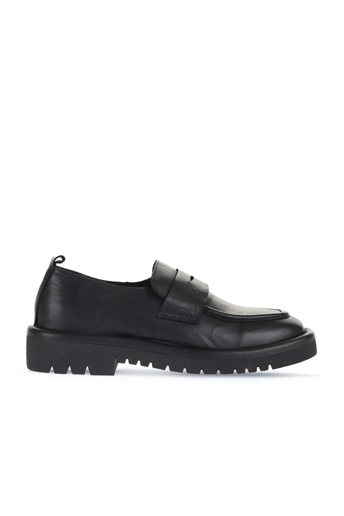 Siyah Deri Kadın Loafer