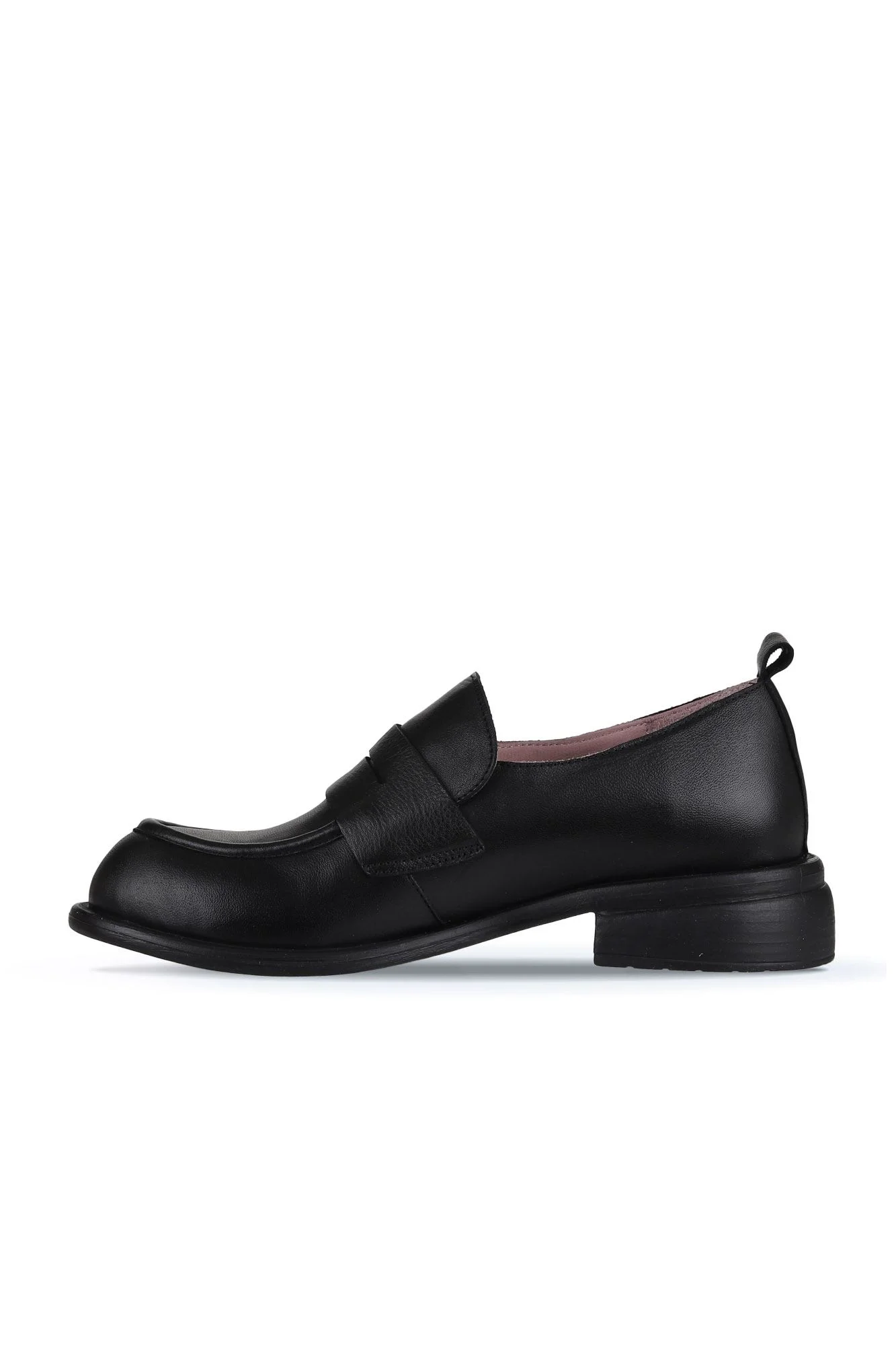 Siyah Deri Kadın Loafer