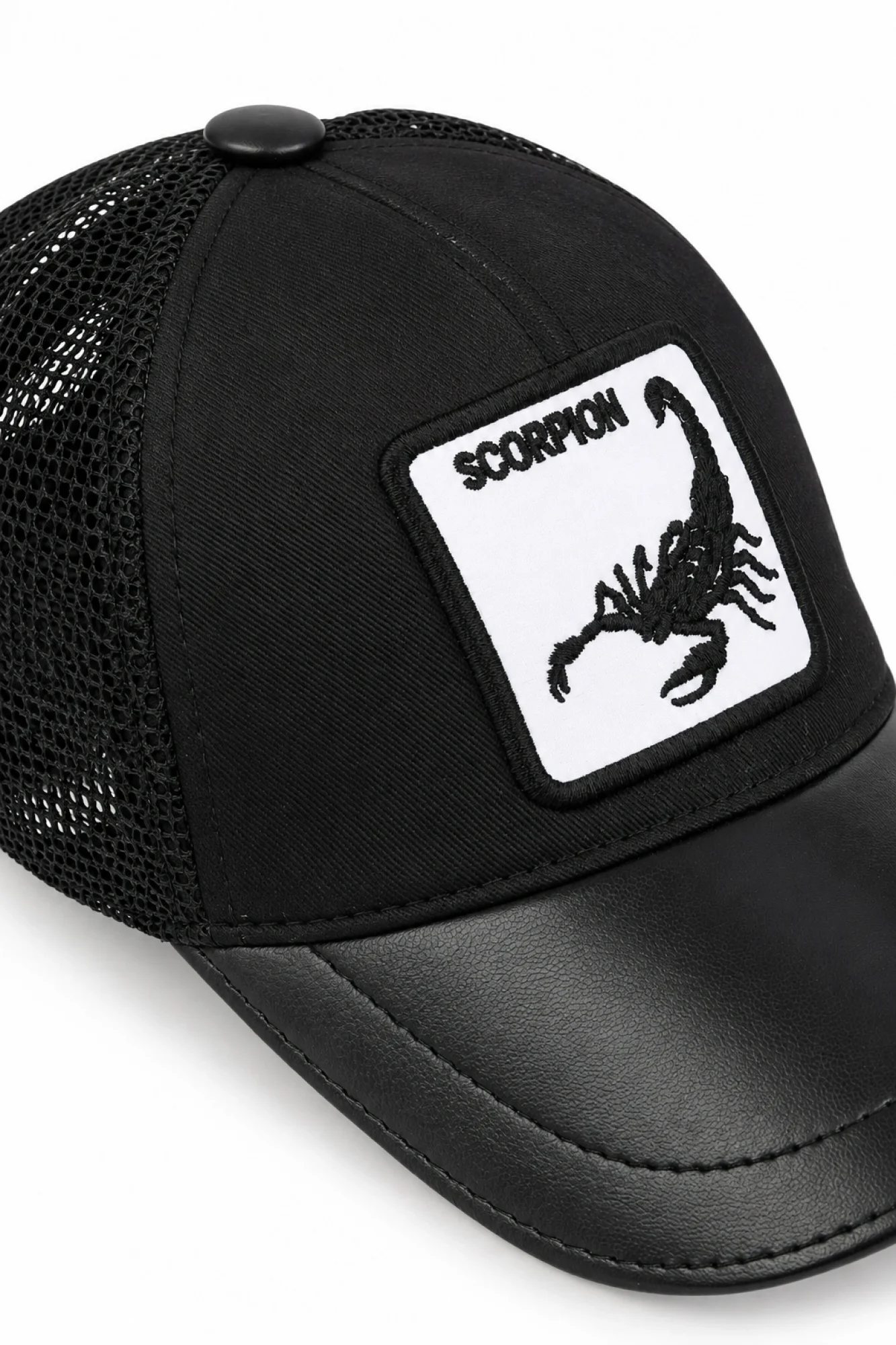 Siyah Deri-Kumaş-Scorpion Erkek Şapka
