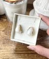 Beyaz Akik Taşlı Vintage Küpe I Çelik