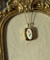 Lale Desen Kapaklı Fotoğraflı Kolye (1.6 cm)