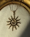 Spiral Güneş Kolyesi