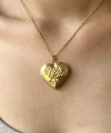Çiçek Desenli ve Yazılı Fotoğraflı Kalp Kolye (2,1 cm)