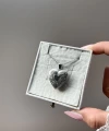 Çift Fotoğraflı İşlemeli Kapaklı Kalp Kolye | Çelik (1.7 cm)