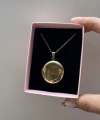 Çift Fotoğraflı Yuvarlak Kapaklı Altın Kolye (2 cm)