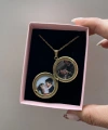 Çift Fotoğraflı Yuvarlak Kapaklı Altın Kolye (2 cm)