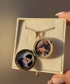 Çift Fotoğraflı Yuvarlak Kapaklı Altın Kolye (2 cm)