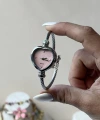 Pembe Kalp Ekran Kelepçe Saat