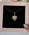 Gilded Secret Heart Kolye