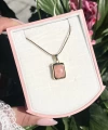 Pembe Taşlı Dörtgen Kolye I Çelik