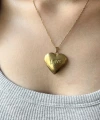 Love Desenli Fotoğraf ve Yazılı Kapaklı Kolye (2,1 cm )
