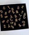 Satın aldığınız kolyeye harf charm ekletmek istiyorsanız sepete ekleyiniz