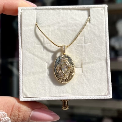 Taşlı Oval Vintage Kolye I Çelik