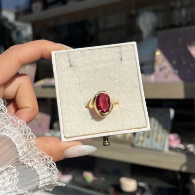 Fuşya Kedigözü Taşlı Vintage Yüzük