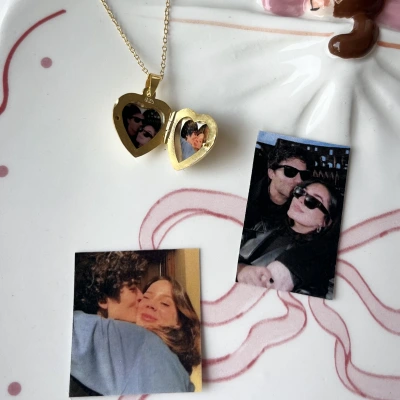 Kalp Şeklinde Fotoğraflı Kolye