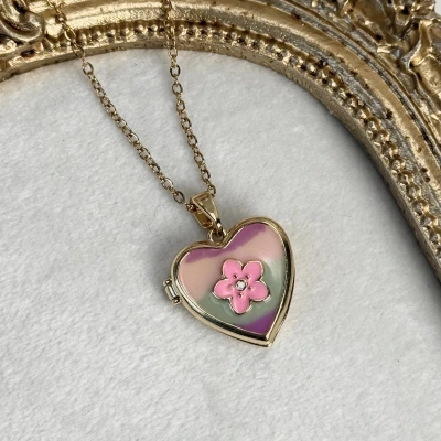 Çiçek Motifli Fotoğraflı Kolye