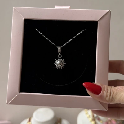 Helios Güneş Kolye