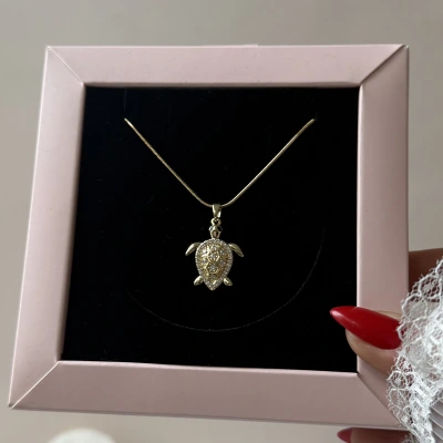 Aurea Turtle Kolye
