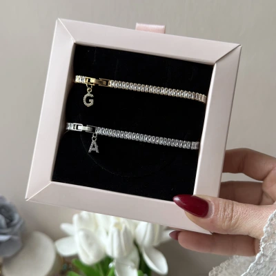 Taşlı Harfli Su Yolu Bileklik