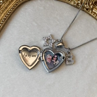 Yazılı ve Harf Charmlı Fotoğraflı Kolye ( 1.5 cm )