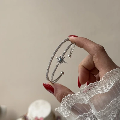 Prenses Kuzey Yıldızı Kelepçe Bileklik