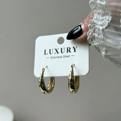 Golden Teardrop Küpe