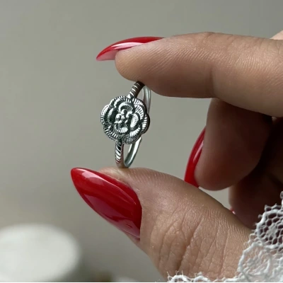 Antique Rose Yüzük