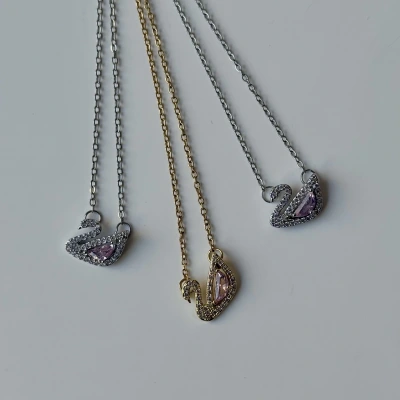 Pembe Taşlı Kuğu Kolye