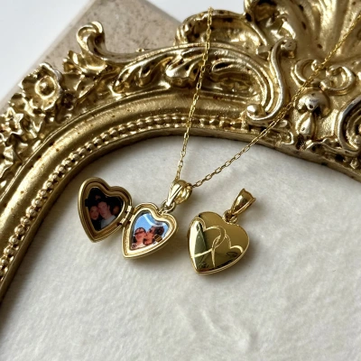 İki Kalp Desenli Fotoğraflı Kalp Kolye  (0.9 cm )