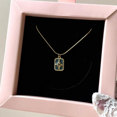 Mavi Kuzey Yıldızlı Kolye