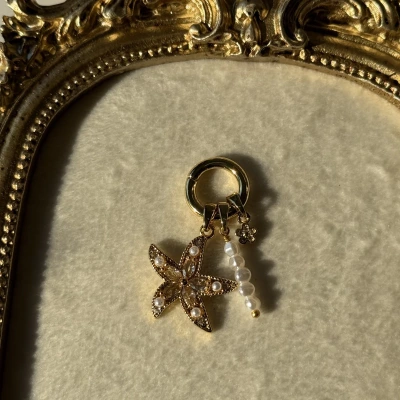 Flora Bikini Charm