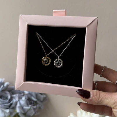 99 Dilde Seni Seviyorum Yazan Mercekli Kolye