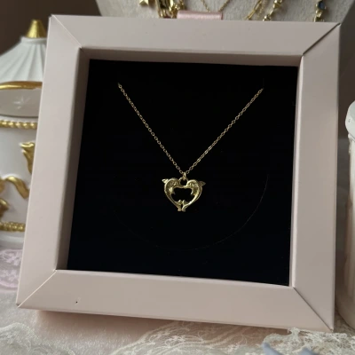 Aurelia Dolphins Kolye