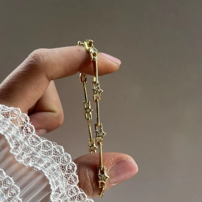 Yıldızlı Bileklik I 14K Altın Kaplama
