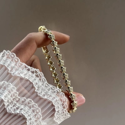 Damalı Yıldız Bileklik I 14K Altın Kaplama