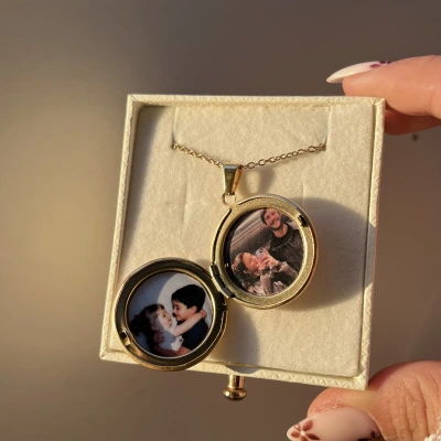 Çift Fotoğraflı Yuvarlak Kapaklı Altın Kolye (2 cm)