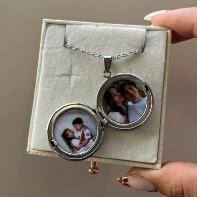 Çift Fotoğraflı Yuvarlak Kapaklı Kolye (2 cm)