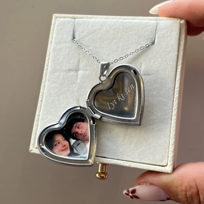 Love Desenli Fotoğraf ve Yazılı Kapaklı Kolye (2,1 cm )