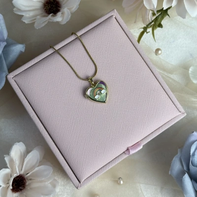 Gökkuşağı Desenli Fotoğraflı Kolye