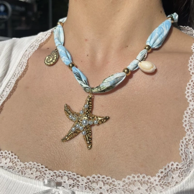 Mavi Fularlı Deniz Yıldızı Kolye