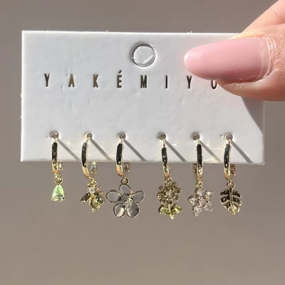 Mini Çiçek Motifli Küpe Takımı I Xuping
