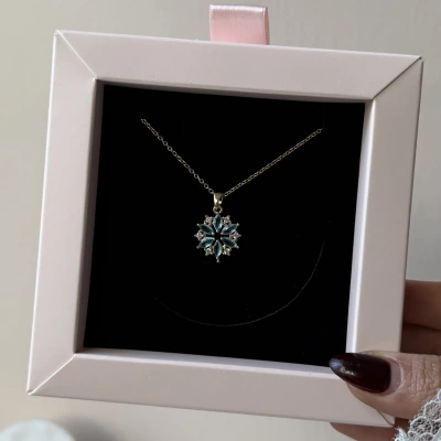 Mystic Blue Blossom Kolye